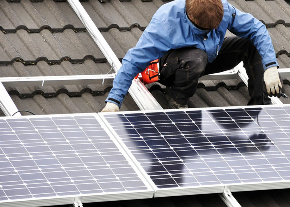 5KW 10KW 15KW Açık Kapalı Izgara Hibrit Güneş Enerjisi PV Panel Ev Depolama Sistemi ile Duvara Monte