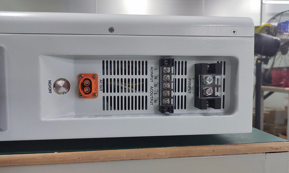 Hepsi Birde Güneş Panelleri Sistemi ESS Şebeke Kapalı Inverter 5kWh Inverter 5KW Balkon