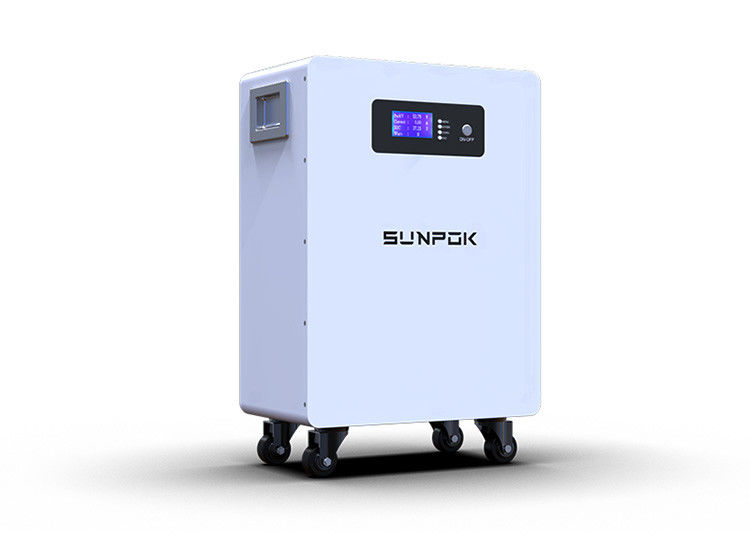 Mikro Ağı Enerji Merkezi 25.6V 300Ah LiFePO4 Bankası 61.44kWh'a kadar ölçeklenebilir 8 Birim